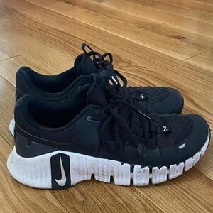 Nike Black and White METCON